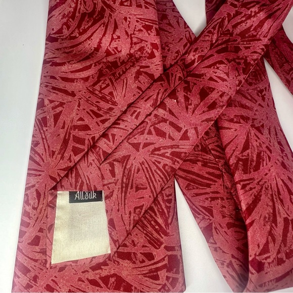 Vintage Ernest J. Carston Floral Pink Classic Silk Tie, Chicago - Picture 5 of 7